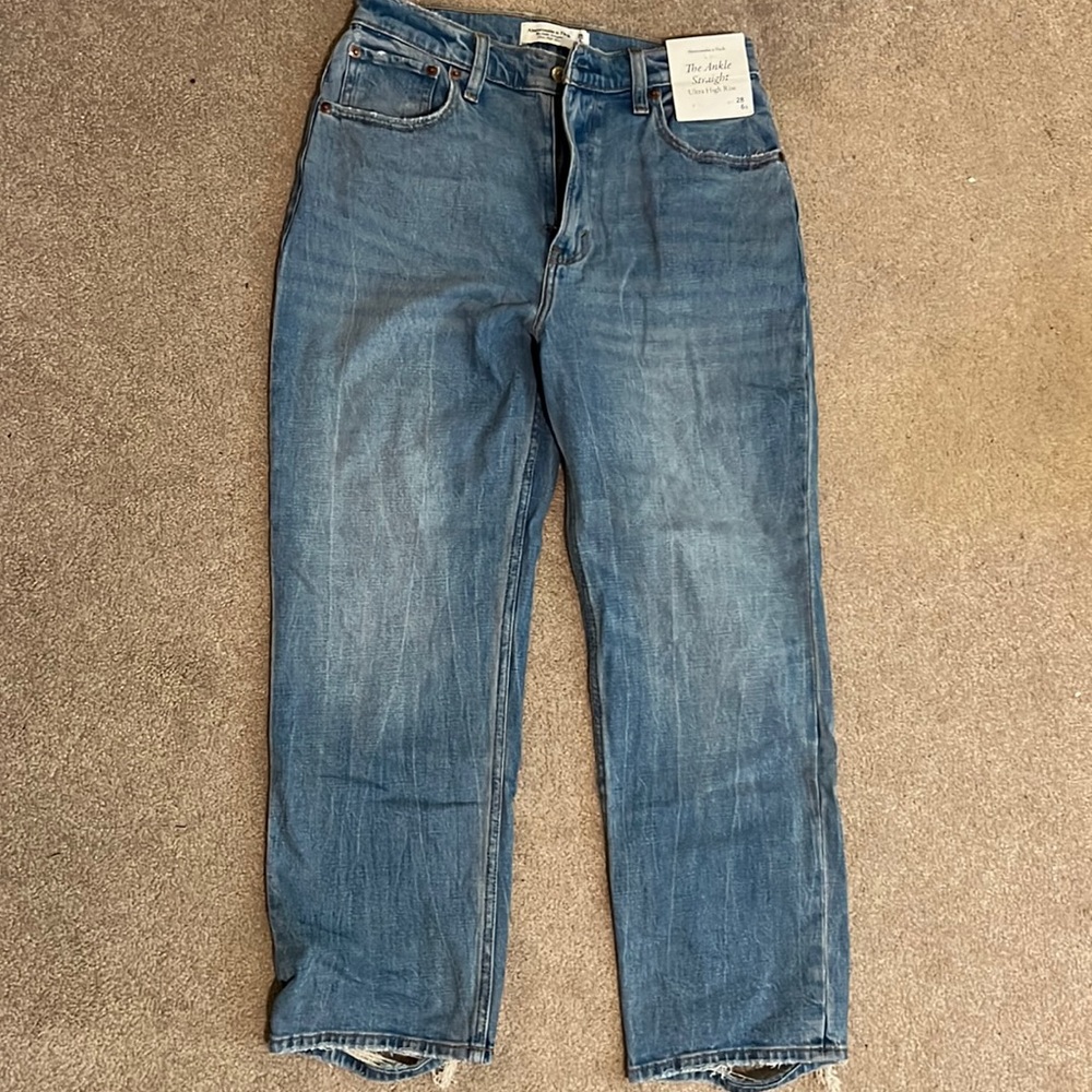 Abercrombie and fitch the ankle straight ultra high rise jeans size 28 short